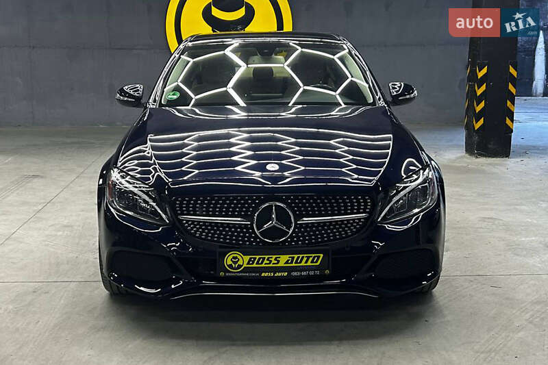 Седан Mercedes-Benz C-Class 2015 в Чернівцях