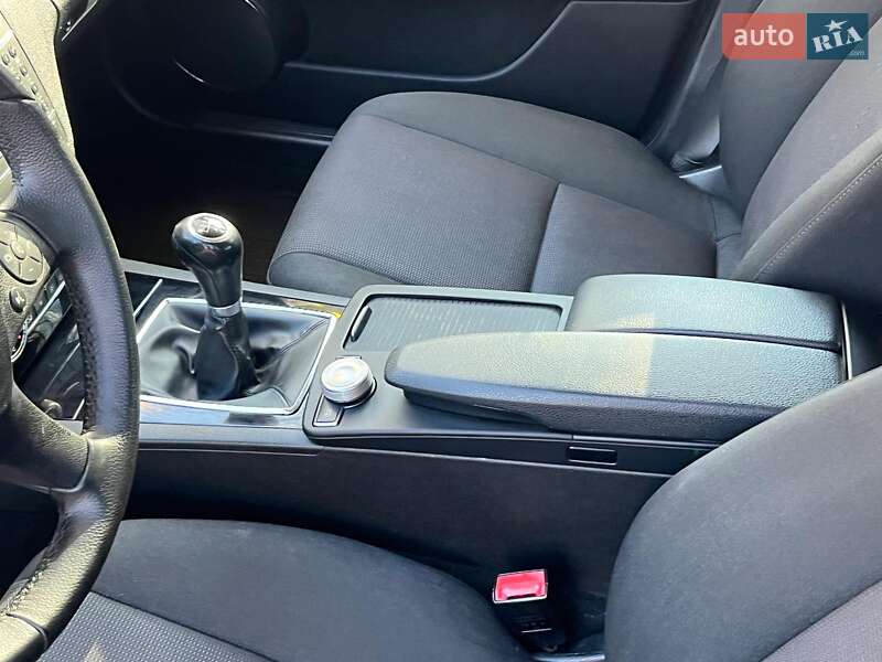 Универсал Mercedes-Benz C-Class 2010 в Киеве