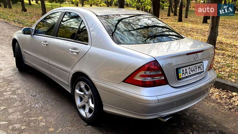 Седан Mercedes-Benz C-Class 2006 в Києві фото 17 Седан Mercedes-Benz C-Class 2006 в Києві