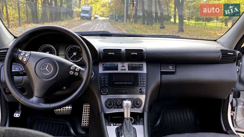 Седан Mercedes-Benz C-Class 2006 в Києві фото 7 Седан Mercedes-Benz C-Class 2006 в Києві