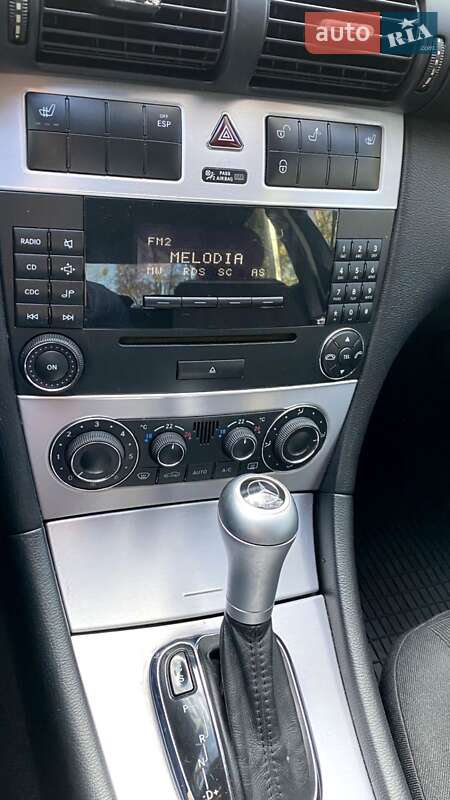Седан Mercedes-Benz C-Class 2006 в Києві фото 10 Седан Mercedes-Benz C-Class 2006 в Києві