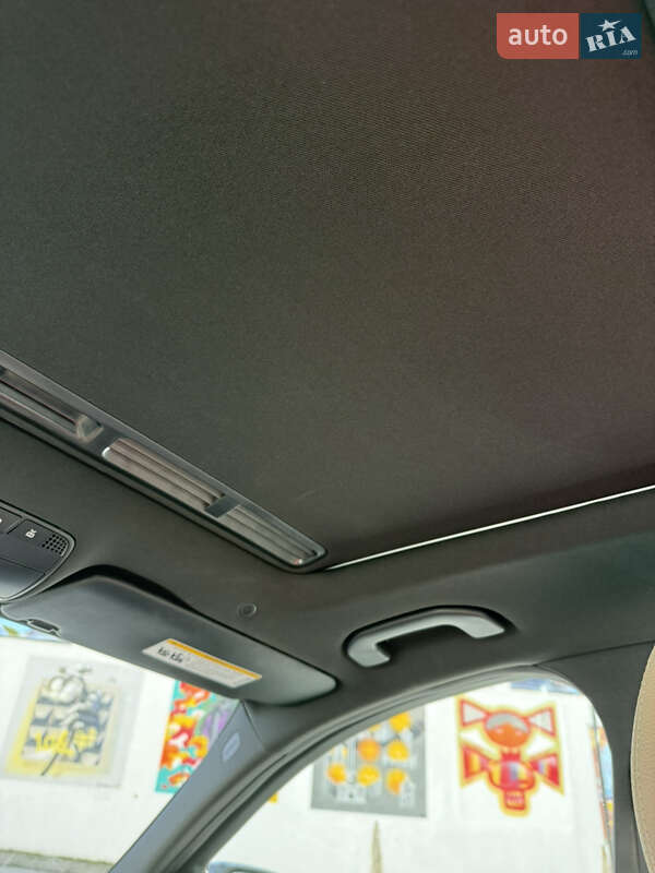 Седан Mercedes-Benz C-Class 2019 в Львові фото 47 Седан Mercedes-Benz C-Class 2019 в Львові