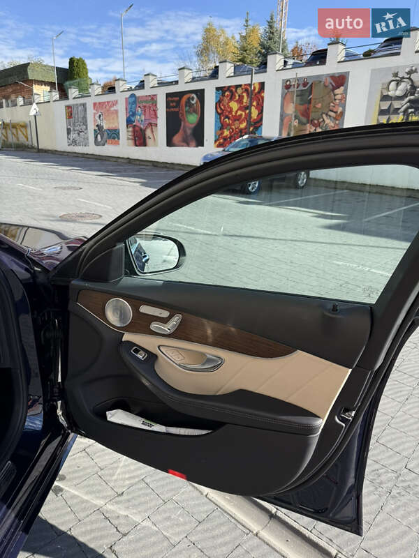 Седан Mercedes-Benz C-Class 2019 в Львові фото 51 Седан Mercedes-Benz C-Class 2019 в Львові