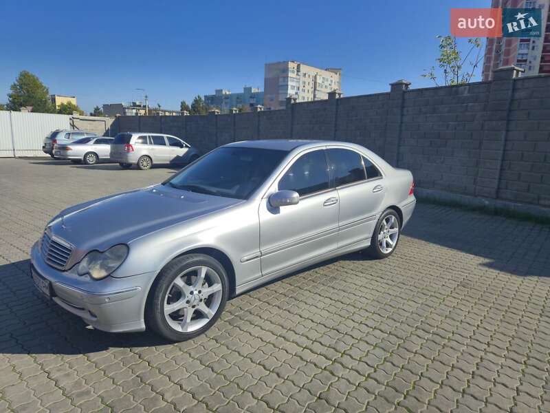 Седан Mercedes-Benz C-Class 2000 в Чорноморську