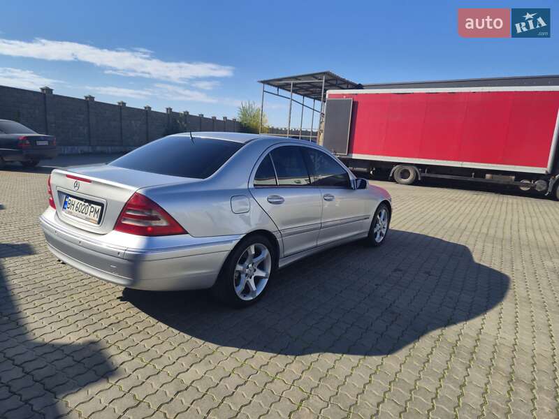 Седан Mercedes-Benz C-Class 2000 в Чорноморську