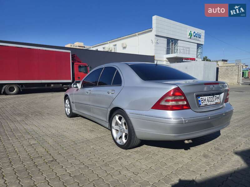Седан Mercedes-Benz C-Class 2000 в Чорноморську