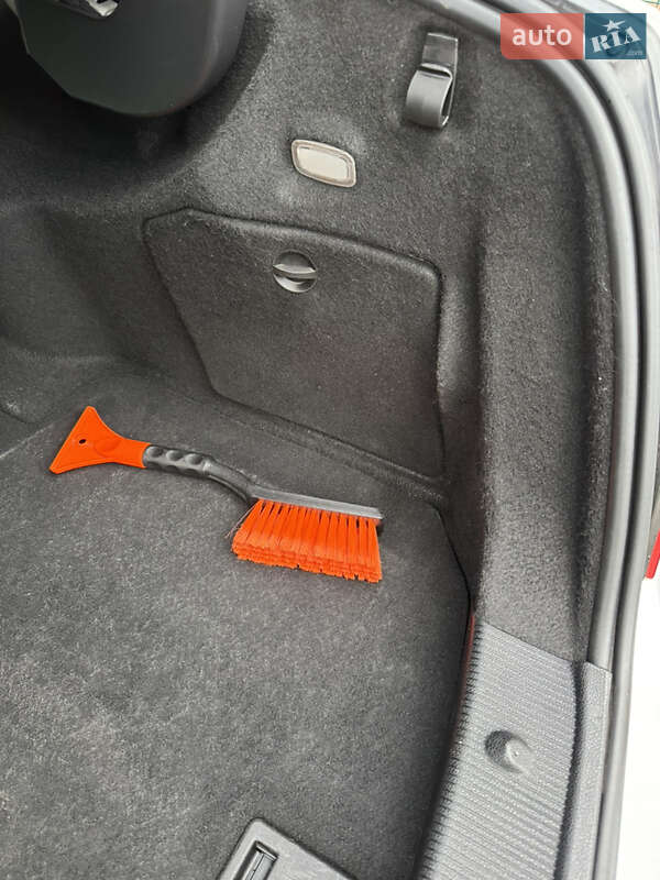 Седан Mercedes-Benz C-Class 2011 в Калинівці