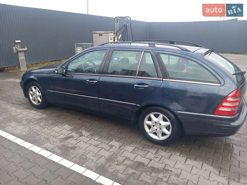 Універсал Mercedes-Benz C-Class 2002 в Луцьку