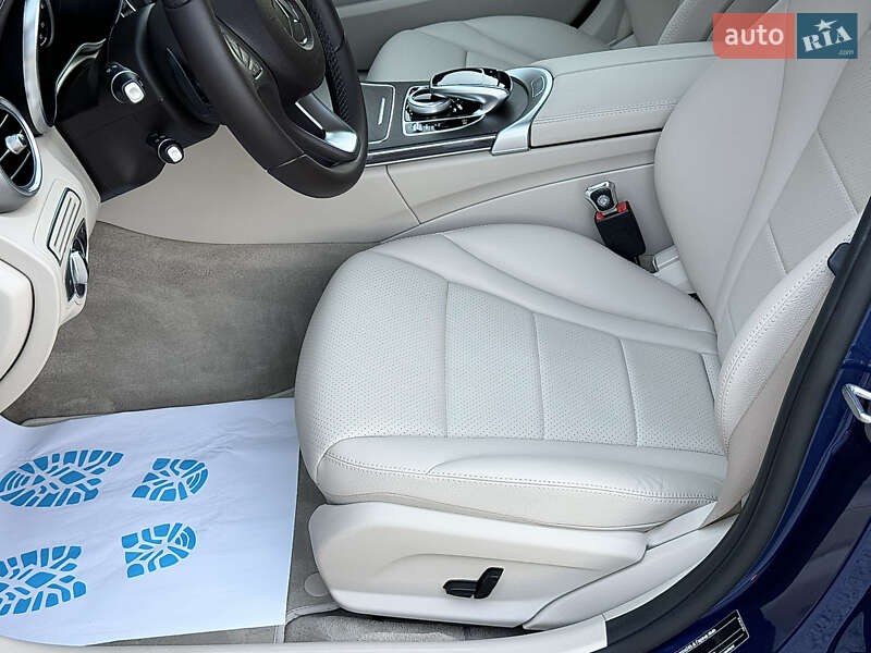 Седан Mercedes-Benz C-Class 2018 в Києві фото 25 Седан Mercedes-Benz C-Class 2018 в Києві