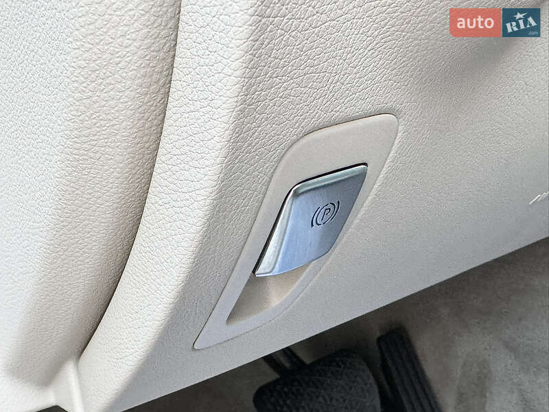 Седан Mercedes-Benz C-Class 2018 в Києві фото 55 Седан Mercedes-Benz C-Class 2018 в Києві