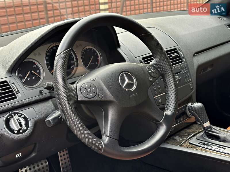 Седан Mercedes-Benz C-Class 2008 в Одесі фото 57 Седан Mercedes-Benz C-Class 2008 в Одесі