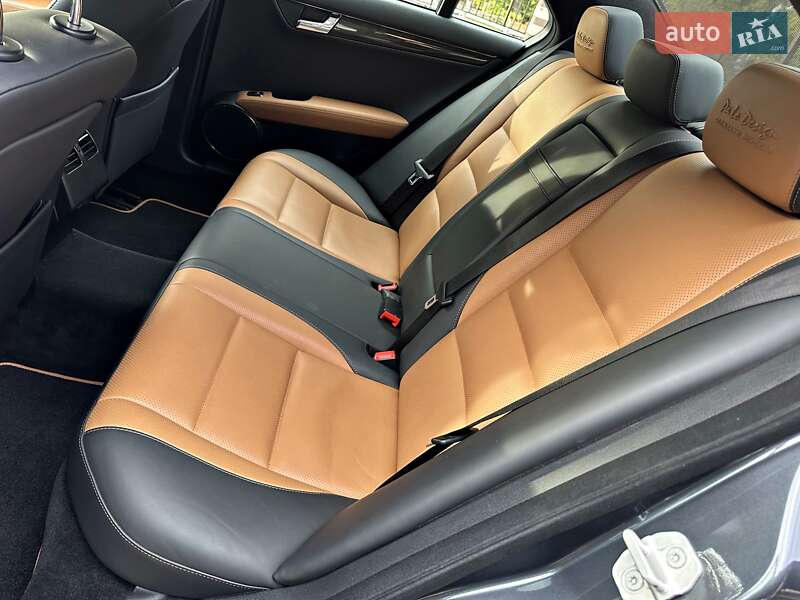 Седан Mercedes-Benz C-Class 2008 в Одесі фото 71 Седан Mercedes-Benz C-Class 2008 в Одесі