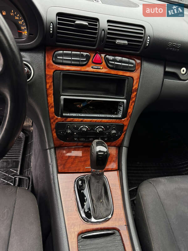 Седан Mercedes-Benz C-Class 2001 в Тернополі