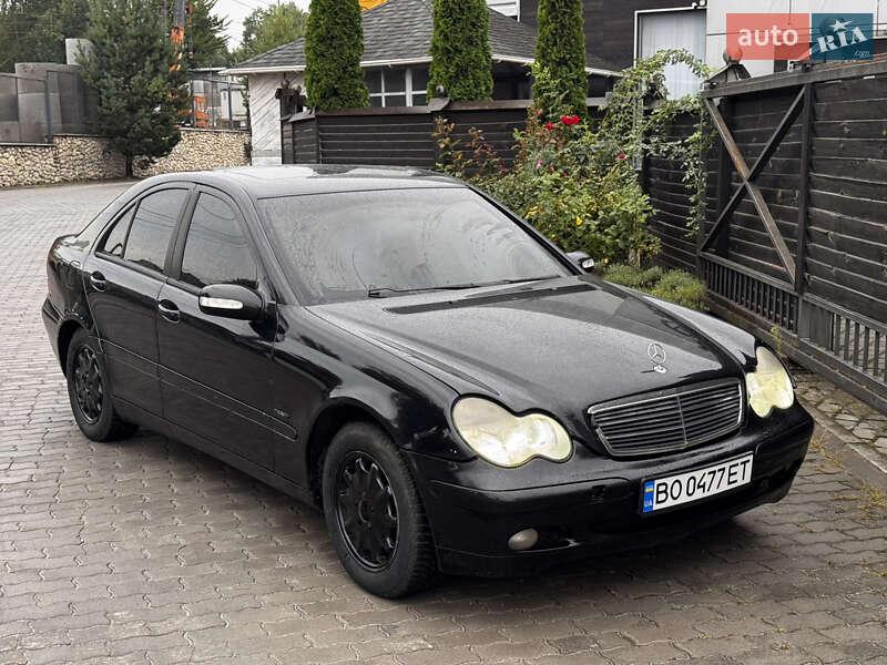 Седан Mercedes-Benz C-Class 2001 в Тернополі