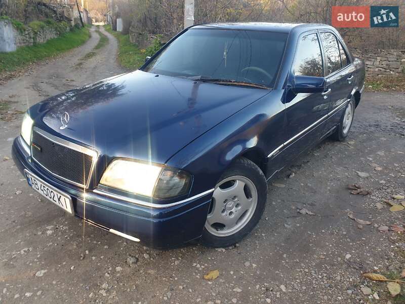 Mercedes-Benz C-Class 1995 Mercedes-Benz C-Class 1995