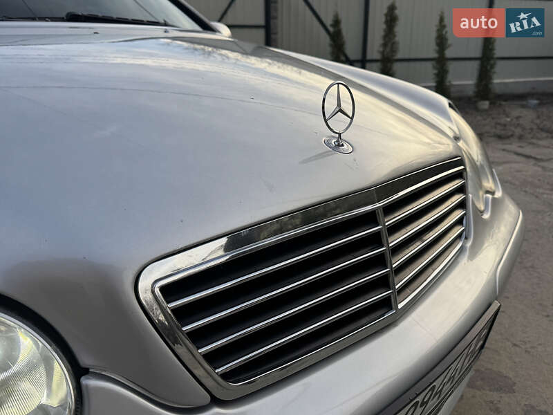 Седан Mercedes-Benz C-Class 2004 в Нетешине фото 14 Седан Mercedes-Benz C-Class 2004 в Нетешине