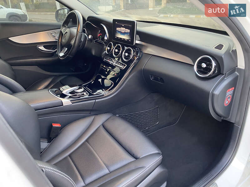 Седан Mercedes-Benz C-Class 2014 в Киеве