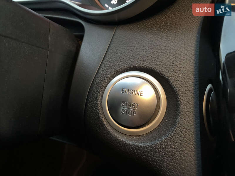 Седан Mercedes-Benz C-Class 2014 в Киеве