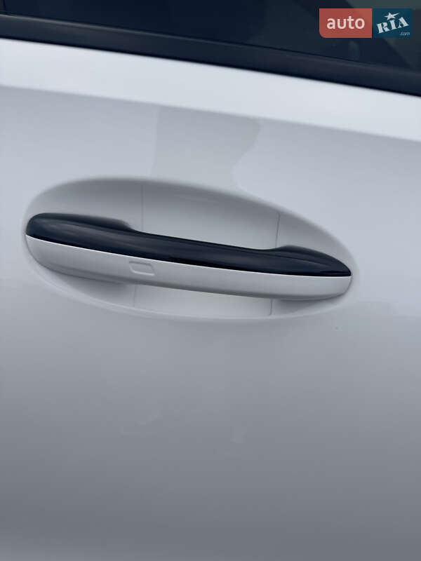 Седан Mercedes-Benz C-Class 2021 в Києві фото 35 Седан Mercedes-Benz C-Class 2021 в Києві