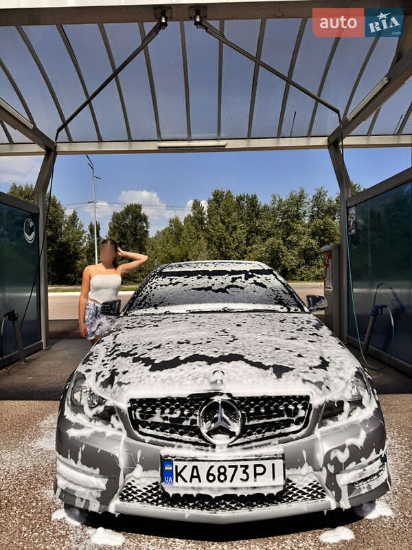 Купе Mercedes-Benz C-Class 2012 в Києві фото 3 Купе Mercedes-Benz C-Class 2012 в Києві