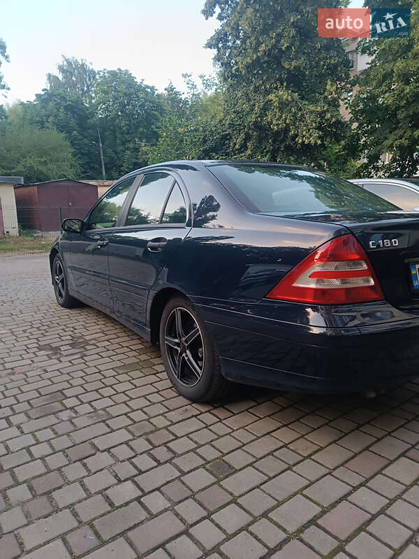 Седан Mercedes-Benz C-Class 2005 в Ровно фото 9 Седан Mercedes-Benz C-Class 2005 в Ровно