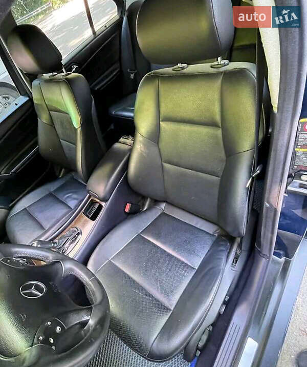 Седан Mercedes-Benz C-Class 2005 в Ровно фото 14 Седан Mercedes-Benz C-Class 2005 в Ровно