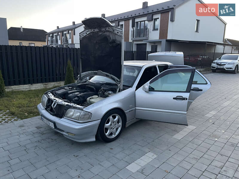 Седан Mercedes-Benz C-Class 1998 в Ивано-Франковске фото 41 Седан Mercedes-Benz C-Class 1998 в Ивано-Франковске
