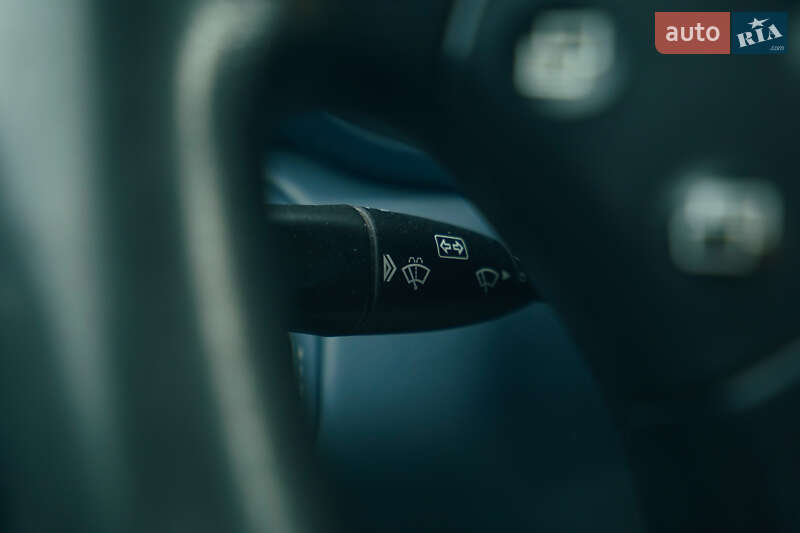 Седан Mercedes-Benz C-Class 2003 в Харкові фото 21 Седан Mercedes-Benz C-Class 2003 в Харкові