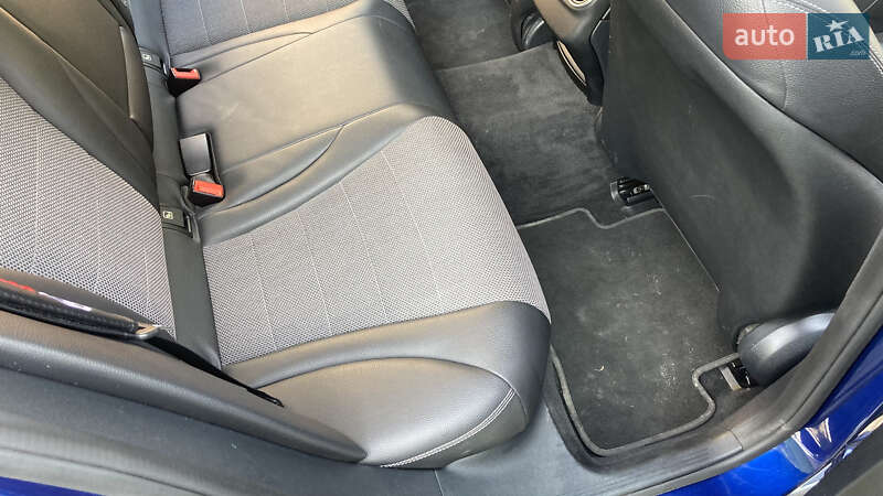 Универсал Mercedes-Benz C-Class 2017 в Николаеве фото 81 Универсал Mercedes-Benz C-Class 2017 в Николаеве