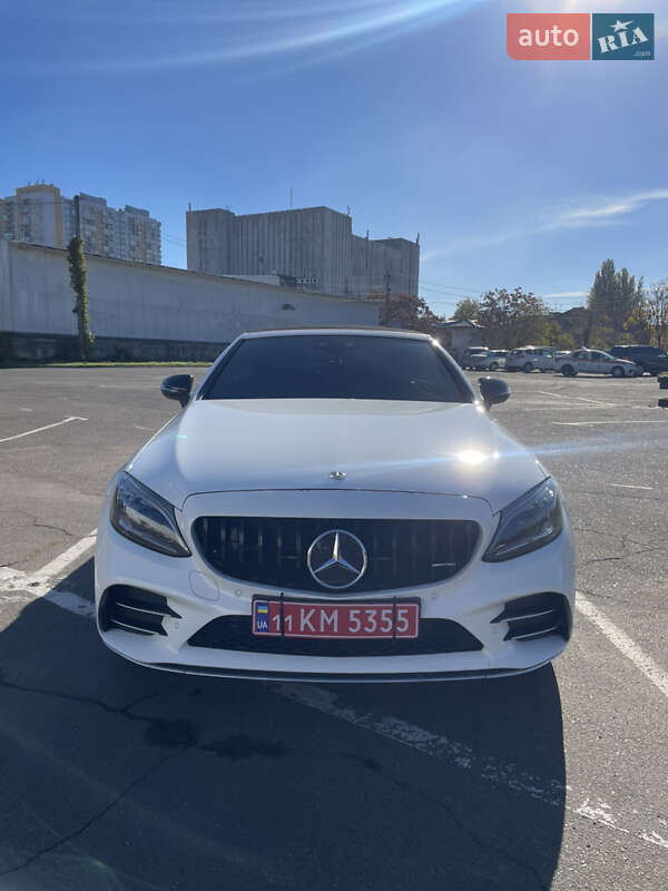 Кабриолет Mercedes-Benz C-Class 2018 в Одессе фото 12 Кабриолет Mercedes-Benz C-Class 2018 в Одессе