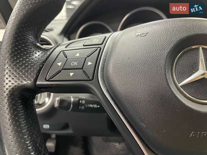 Універсал Mercedes-Benz C-Class 2013 в Києві