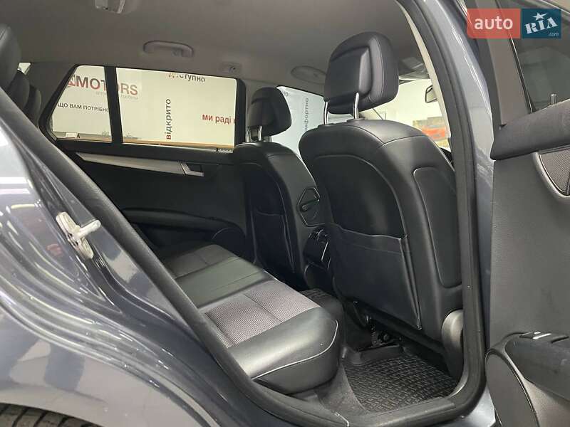 Універсал Mercedes-Benz C-Class 2013 в Києві