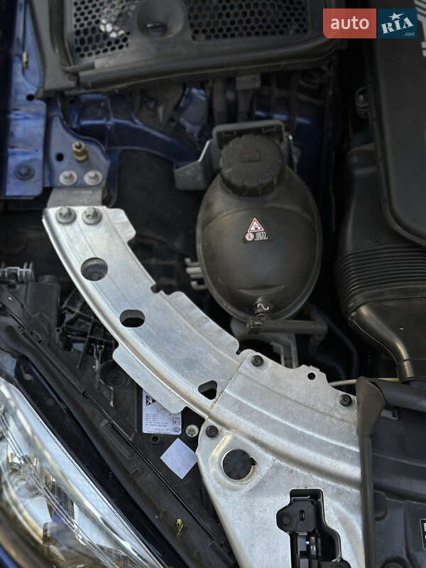 Седан Mercedes-Benz C-Class 2019 в Киеве