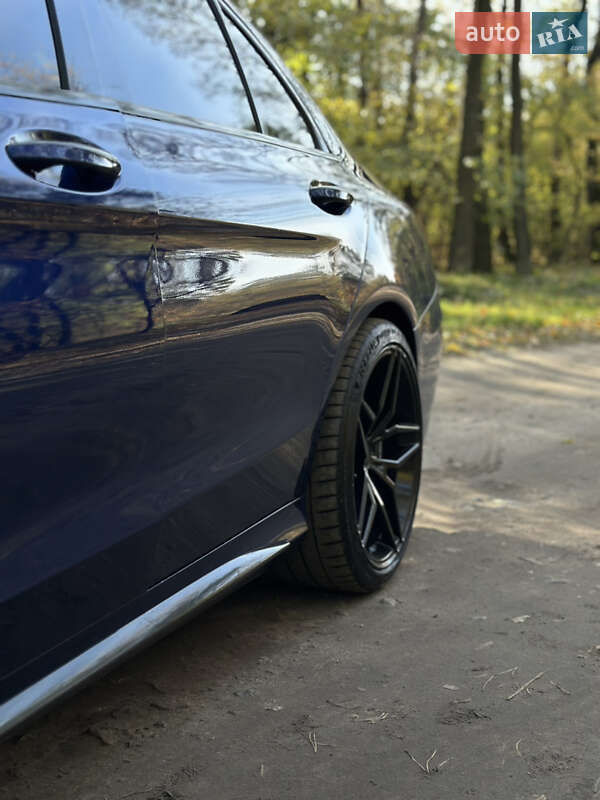 Седан Mercedes-Benz C-Class 2019 в Киеве