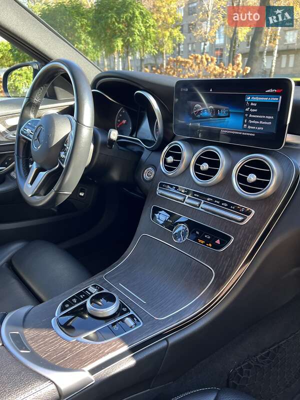 Седан Mercedes-Benz C-Class 2019 в Киеве фото 41 Седан Mercedes-Benz C-Class 2019 в Киеве
