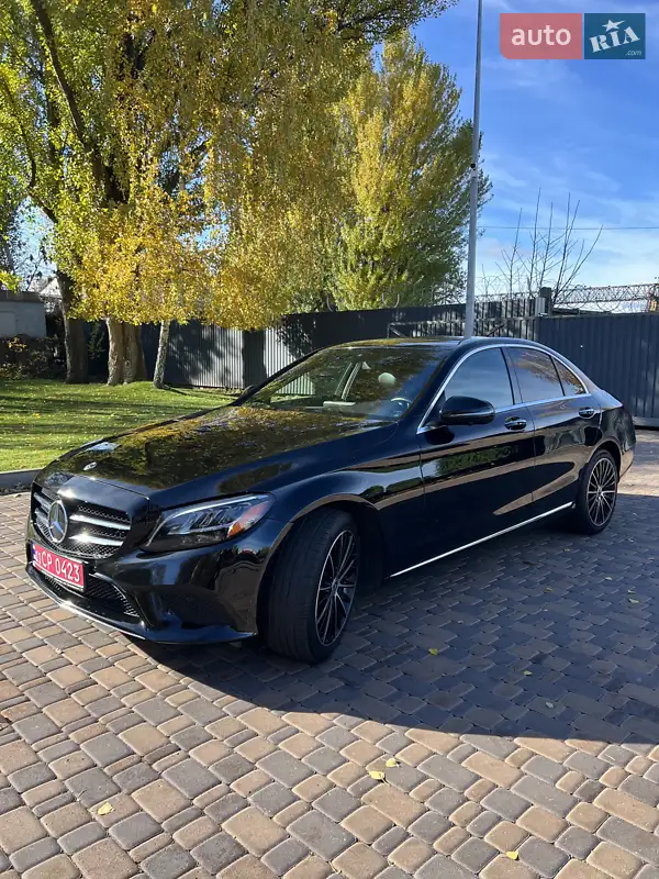 Mercedes-Benz C-Class 2019