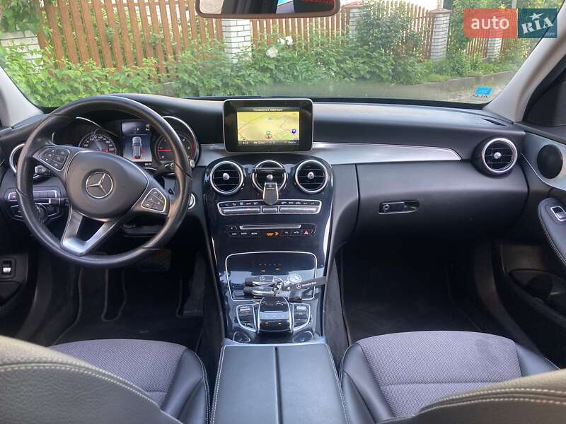 Универсал Mercedes-Benz C-Class 2017 в Николаеве фото 121 Универсал Mercedes-Benz C-Class 2017 в Николаеве