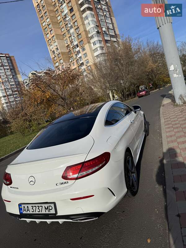 Купе Mercedes-Benz C-Class 2017 в Києві фото 8 Купе Mercedes-Benz C-Class 2017 в Києві