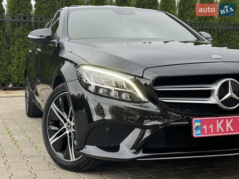 Седан Mercedes-Benz C-Class 2019 в Одесі