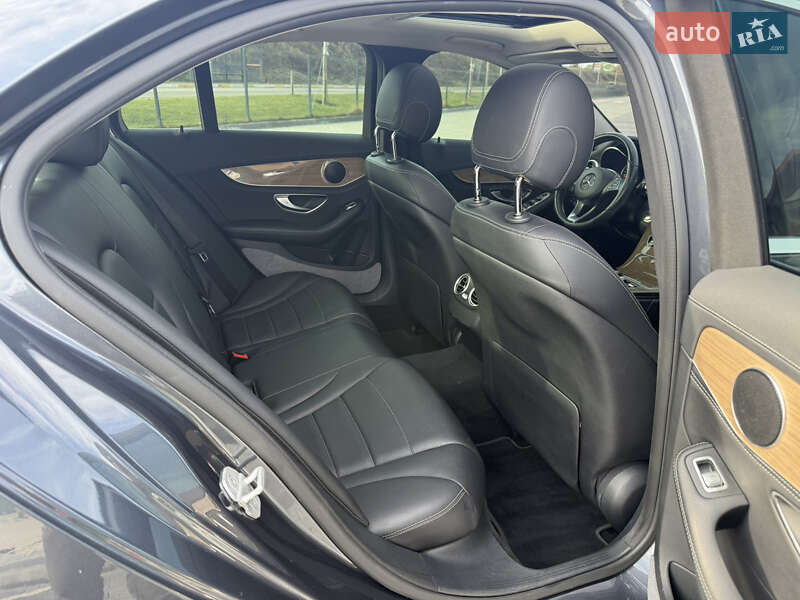 Седан Mercedes-Benz C-Class 2015 в Києві