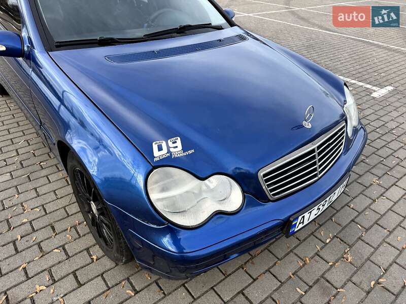 Универсал Mercedes-Benz C-Class 2003 в Коломые