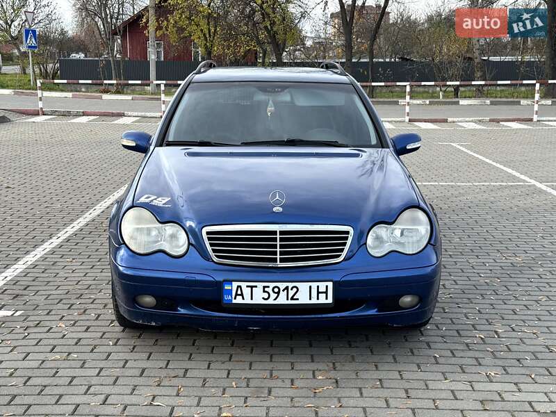Универсал Mercedes-Benz C-Class 2003 в Коломые