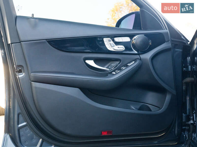 Седан Mercedes-Benz C-Class 2016 в Одессе фото 14 Седан Mercedes-Benz C-Class 2016 в Одессе