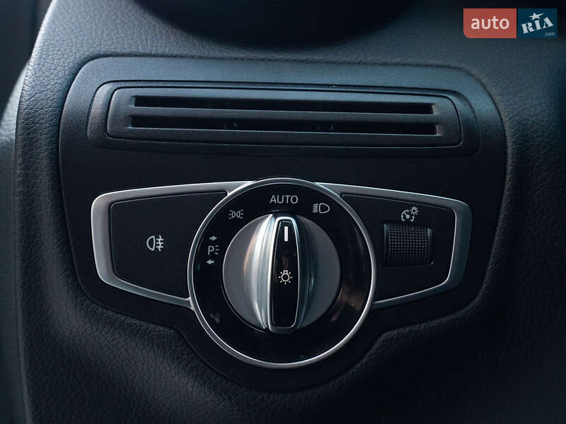 Седан Mercedes-Benz C-Class 2016 в Одессе фото 19 Седан Mercedes-Benz C-Class 2016 в Одессе