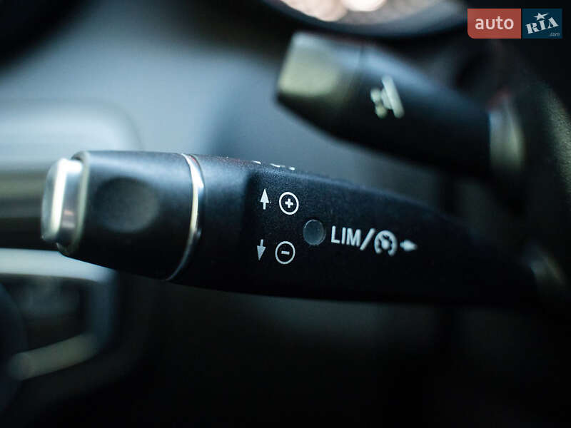 Седан Mercedes-Benz C-Class 2016 в Одессе фото 36 Седан Mercedes-Benz C-Class 2016 в Одессе