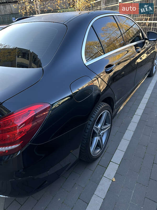 Седан Mercedes-Benz C-Class 2017 в Вишневом