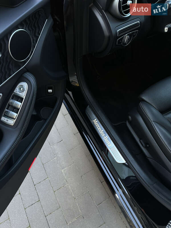 Седан Mercedes-Benz C-Class 2017 в Вишневом