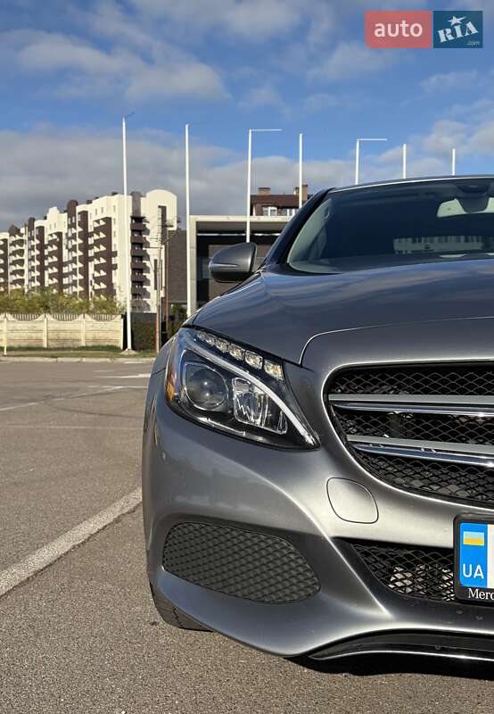 Седан Mercedes-Benz C-Class 2015 в Києві