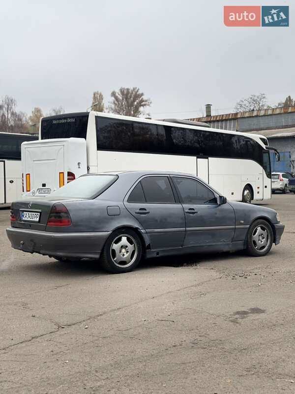 Седан Mercedes-Benz C-Class 1999 в Киеве фото 5 Седан Mercedes-Benz C-Class 1999 в Киеве