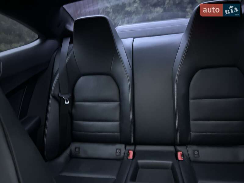 Купе Mercedes-Benz C-Class 2012 в Дніпрі